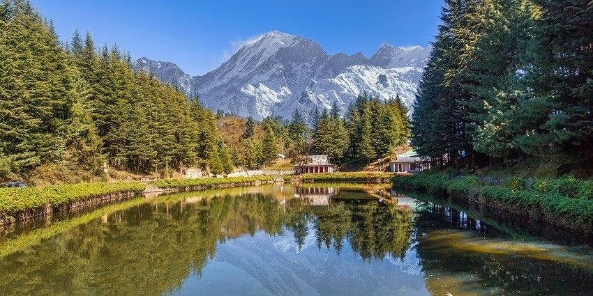 Narkanda is a lovely hill station with apple orchards and panoramic views of hills