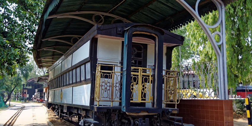 Panoramic image of the rail carriage in the National Rail Museum of the New Delhi