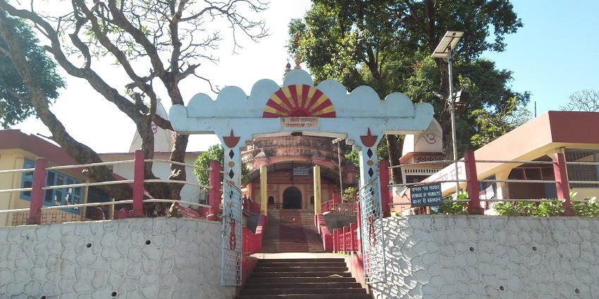 Enjoy the panoramic views of the city and the serene Brahmaputra at Navagraha Temple.