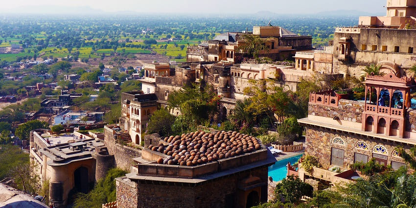 Image of the Neemrana fort, one of the best places to visit near Delhi  in January