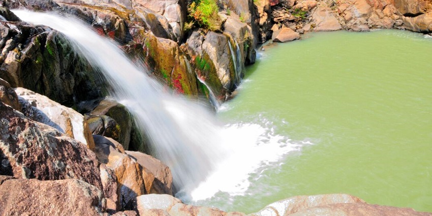 Netarhat Hill Station is one of the most amazing places to visit for panoramic views.