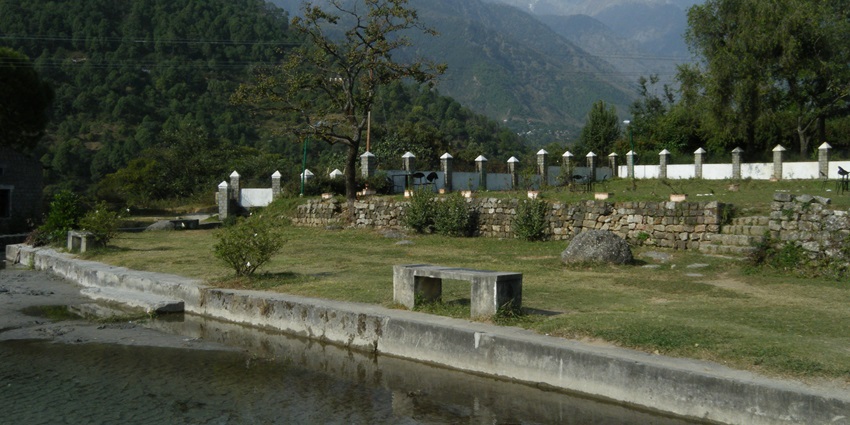 Neugal Khad is one of the best places to visit around Tashi Jong Khampagar Monastery.