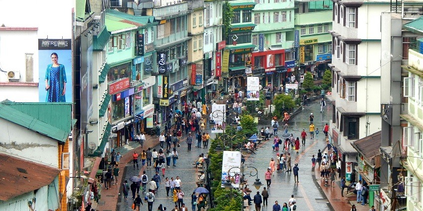 New Market is one of the best and most happening places for shopping in Gangtok.