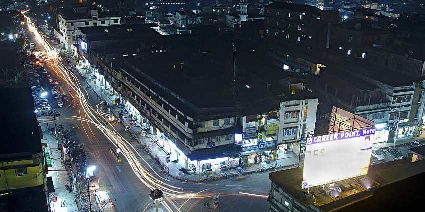 Plenty of hotels provide serene ambience and lovely views, making the stay even more comfortable.