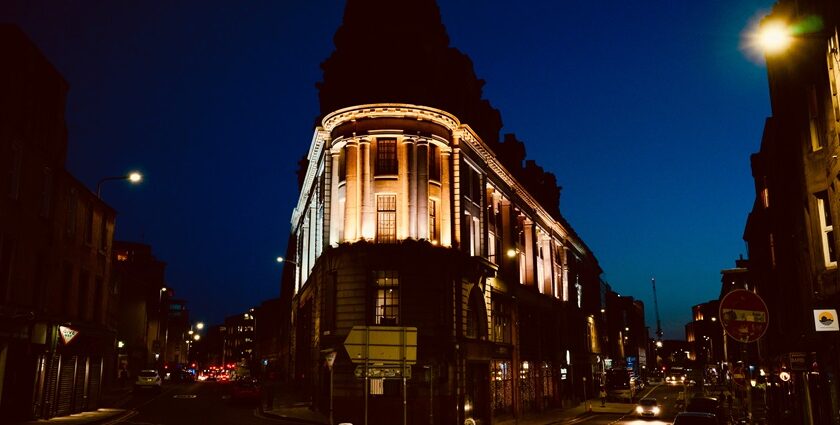 A glimpse of a mesmerising building in the region with a backdrop of starry night.