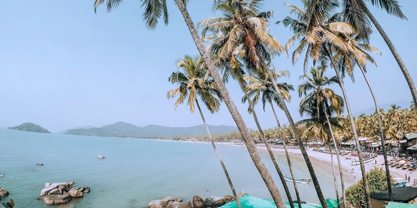 Visit the popular Nyex Beach Club in Anjuna for a vibrant and fun-filled New Year party