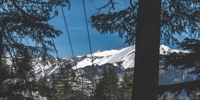 An image of Old Manali, one of the places to visit in Manali in December this year.