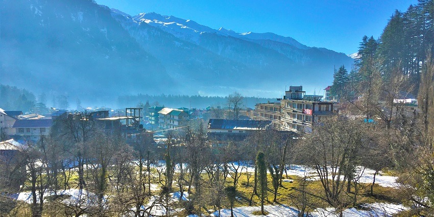 Old Manali, another great place for a new year party in Manali, serves unmatchable experiences.