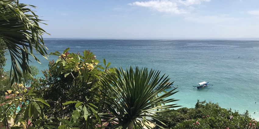 Padang Padang Beach is one of the best beaches near Nusa Dua for every traveller