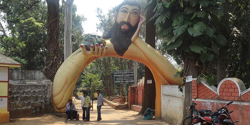 Padmapuram Gardens in Araku Valley, filled with colourful blooms and peaceful scenery.