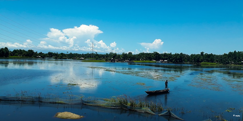 Enjoying boating on the waters of Padum Pukhuri is one of the top things to do in Tezpur.
Viewers of this file can see comments and suggestions
