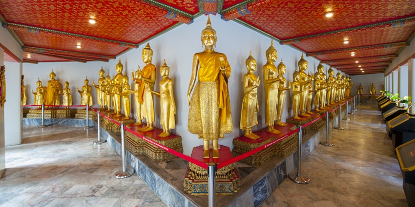 Pagodas of Wat Pho temple, adorned with intricate designs places to visit in Bangkok