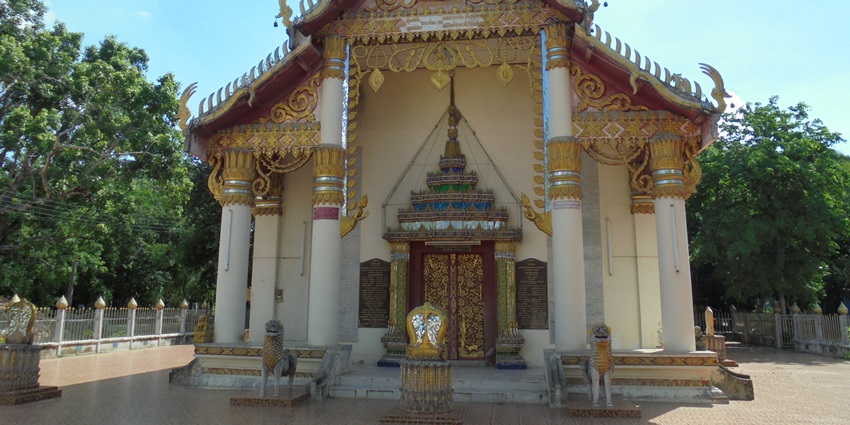 The beautiful snapshot of a scenic Buddhist pagoda—Places to visit in Koh Samui