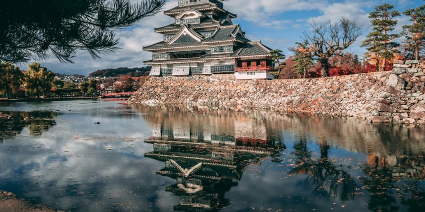 A tour of Japan offers you a blend of spirituality, history, and modern culture.