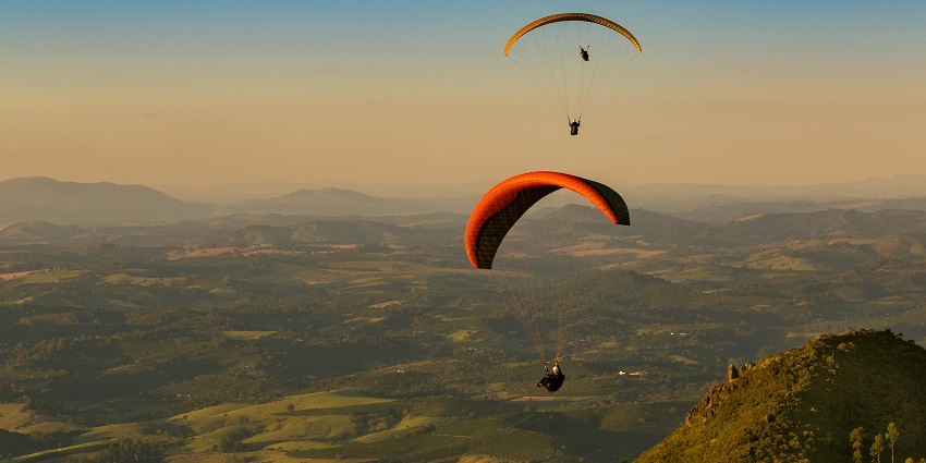 Enjoy paragliding in Thailand at a distance of about 570 km from Bangkok in Pai.