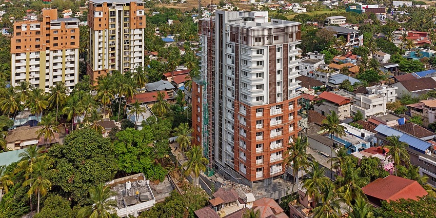 A vibrant view of Palakkad City showcasing its bustling streets and lush greenery.