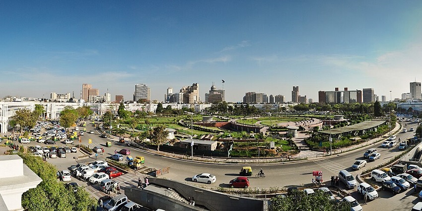 Go shopping at Palika Bazaar in CP as one of the things to do in Delhi with friends
