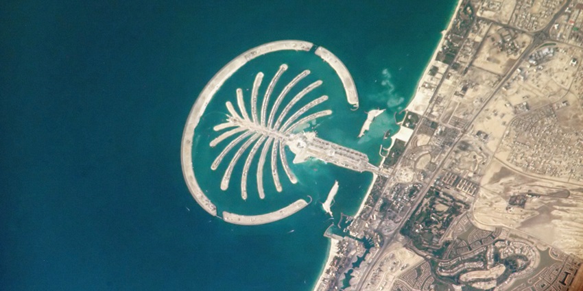 Aerial view of beautiful Palm Jumeirah one of the best places for Bungee Jumping in Dubai