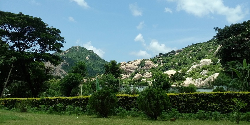 Panchalingeshwar Hill Station is one of the most peaceful hill stations near Rourkela.