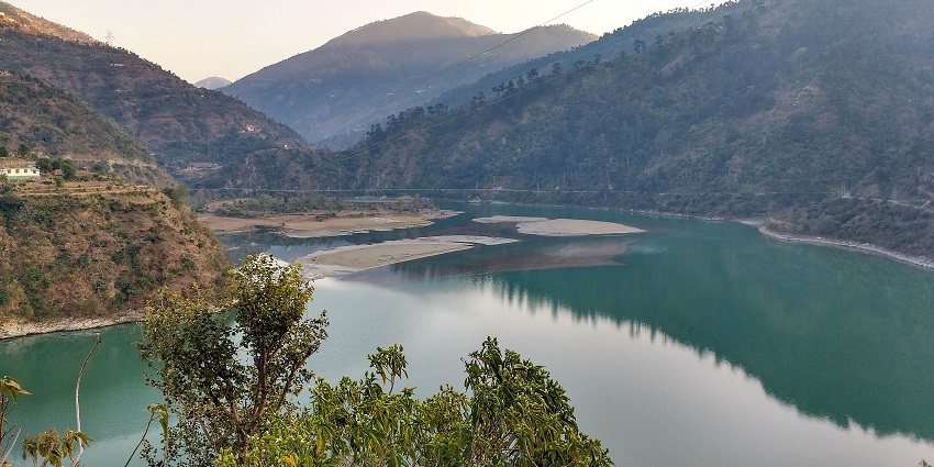 Pandoh Lake, one of the places to visit in Sunder Nagar, Thas an exceptionally outstanding dam