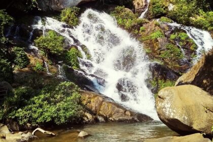 Panimur Waterfall is one of the best tourist attractions of Assam for tourists to explore