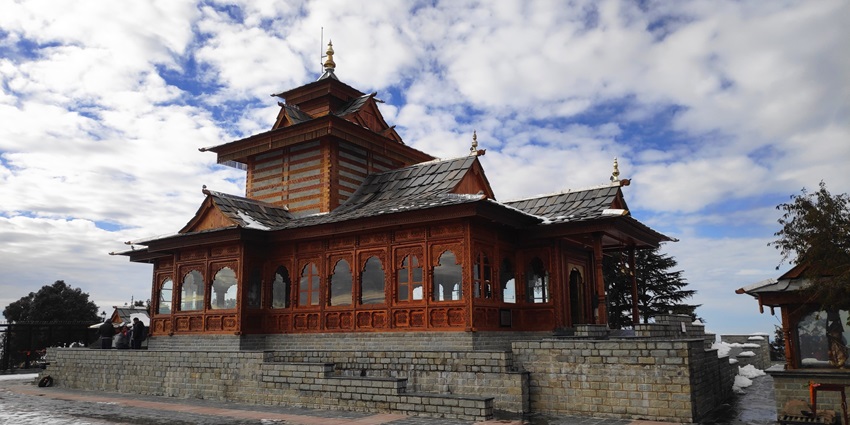 This temple is the ideal escape for pilgrims seeking a spiritual rejuvination