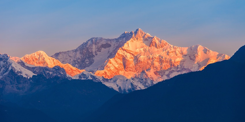 Pelling, a hill town blessed with greenery is one of the best places to visit near Gangtok.