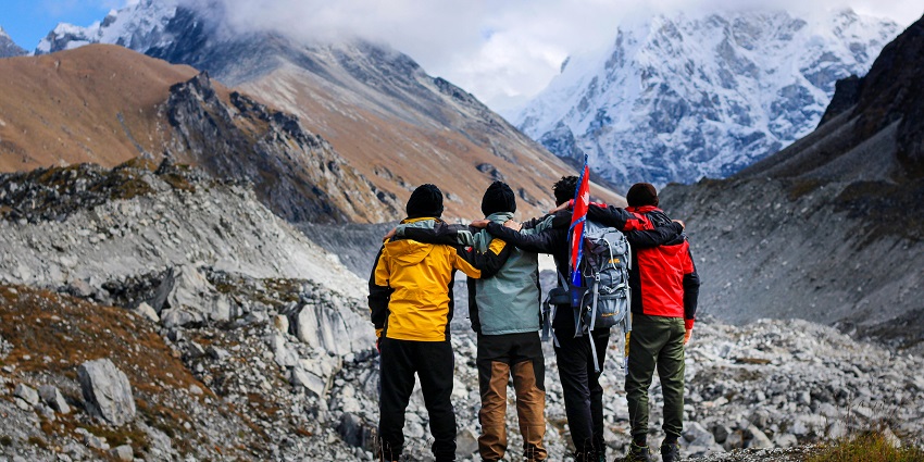 Enjoy a variety of adventure sports in Manali that are affected by various factors and elements