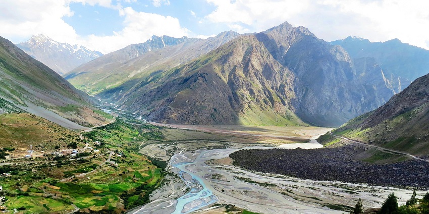 Pin Valley is a destination for wildlife enthusiasts that houses endangered species.
