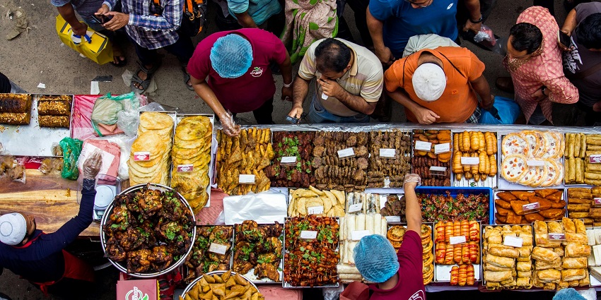 Shopping at the Police Bazaar is one of the best things to do in Shillong for travellers.