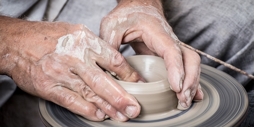 Enjoy activities like pottery, folk games, and traditional meals at Pratapgarh Farms.