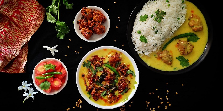 Indulge in trying out the best foods in Katra, at the famous Prem Vaishno Dhaba.