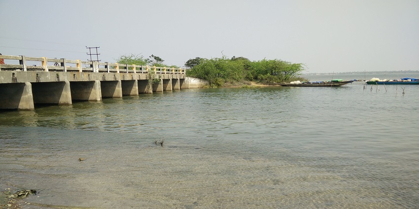 Beautiful image of a scenic Pulicat Lake near the Chengalamma Temple in Andhra Pradesh