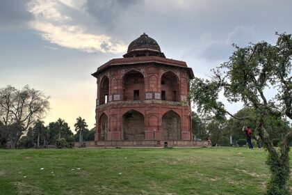 Beautiful panoramic snap of the Purana Quila taken in the evening surrounded by lush trees