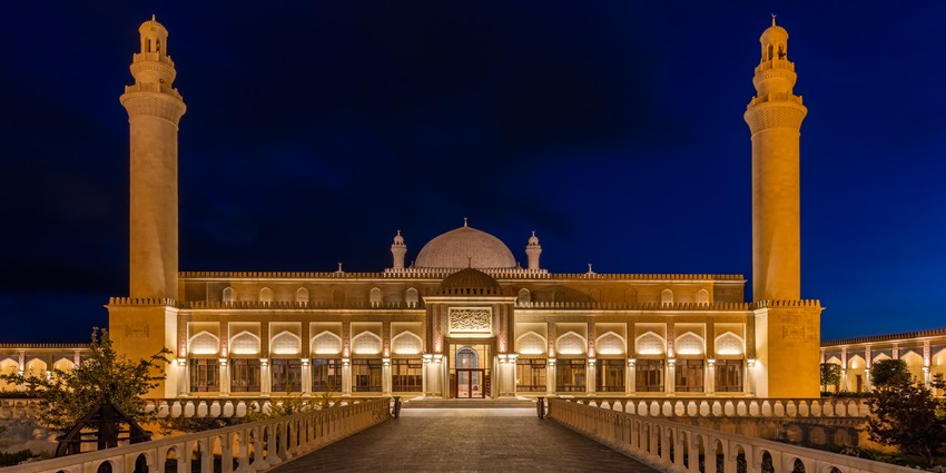 Puthenpalli Mosque is an aesthetic mosque in Kerala that has a sizeable central dome
