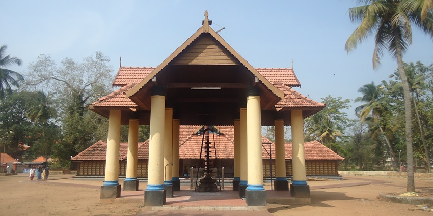 A pillared shed-like structure in front of the main temple building of Thrikkakara Temple