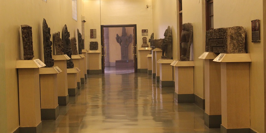 RKCS Museum is home to rich cultural heritage of the state from ancient kingdoms.