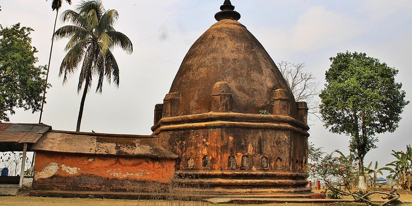 Raidongia Dol is one of the most culturally rich places to visit near Dibrugarh.