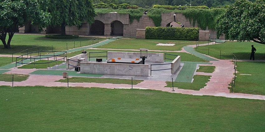 Image of the beautiful lush Rah Ghat which is home to memories of freedom fighters