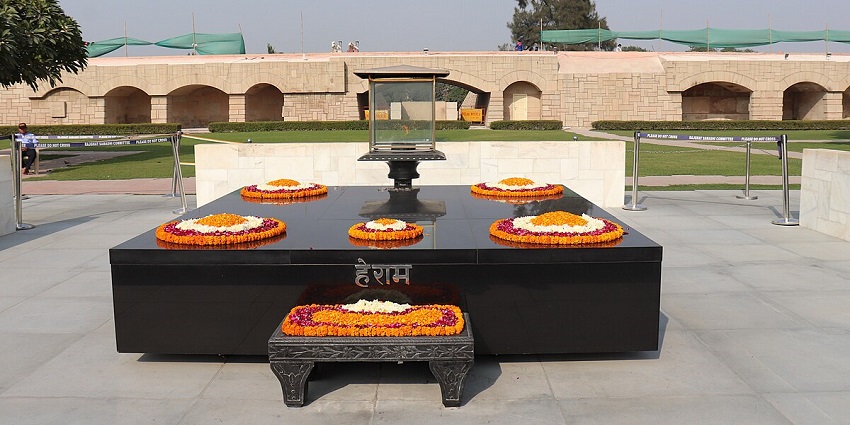 Raj Ghat is one of the most significant and historical sightseeing places for tourists.