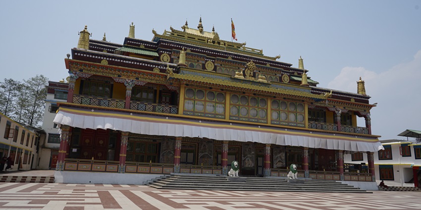 Ralong Monastery is one of the best places to explore near the Ralong Hot Springs.
