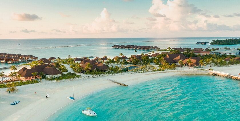 Rangali Islands are pristine islands in the Maldives offering a perfect island getaway.