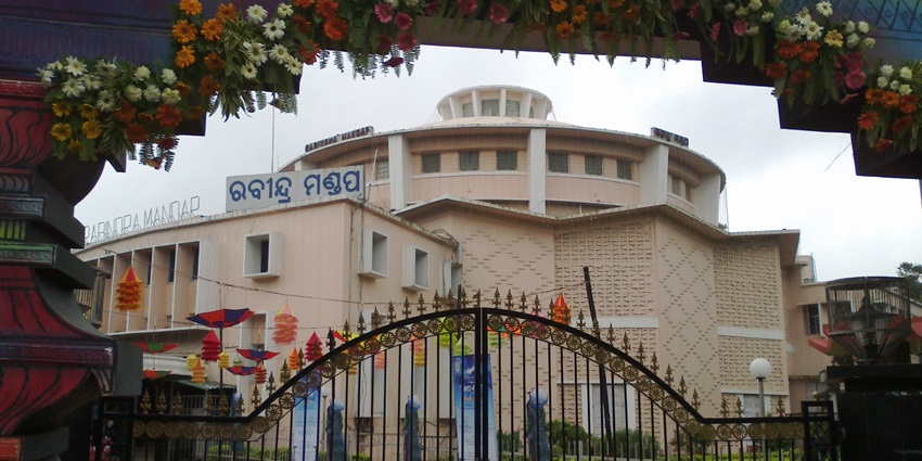 Ravindra Mandap is a prominent cultural venue offering a unique nightlife in Bhubaneswar.