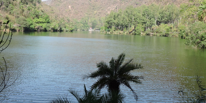 This lake is the star attraction inside Renuka wildlife sanctuary, as here tourists can enjoy boating