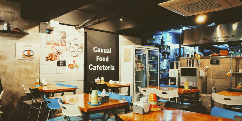 Snapshot from the inside of the restaurant somewhere in the beautiful Gomati District