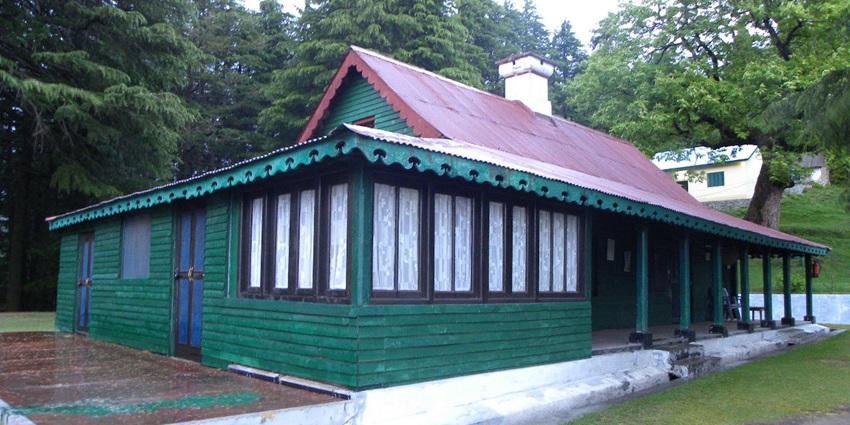 A beautiful resthouse within the premises surrounded by the lush green forest