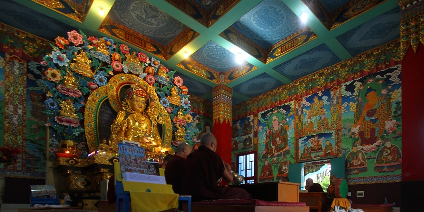 Rewalsar Mandala Temple is dedicated to Guru Padmasambhava and its spiritual teachings.