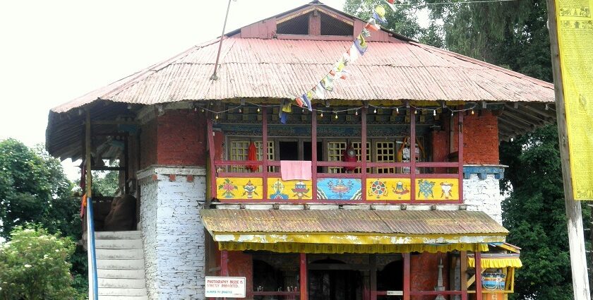 Visit the Rinchenpong Monastery, a famous religious place on your next trip to Sikkim