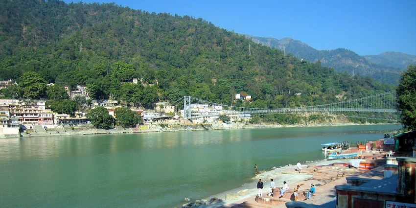 A picture of the River Ganga taken from one of the best places to visit in summer near Delhi