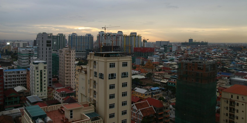 Rosewood Phnom Penh is one of the best places to experience Phnom Penh nightlife.